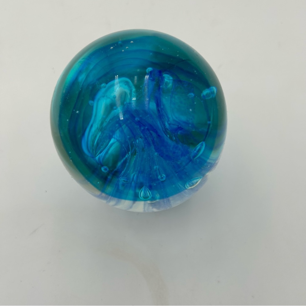 Large Handblown Jellyfish Paperweight - Picture 9 of 9